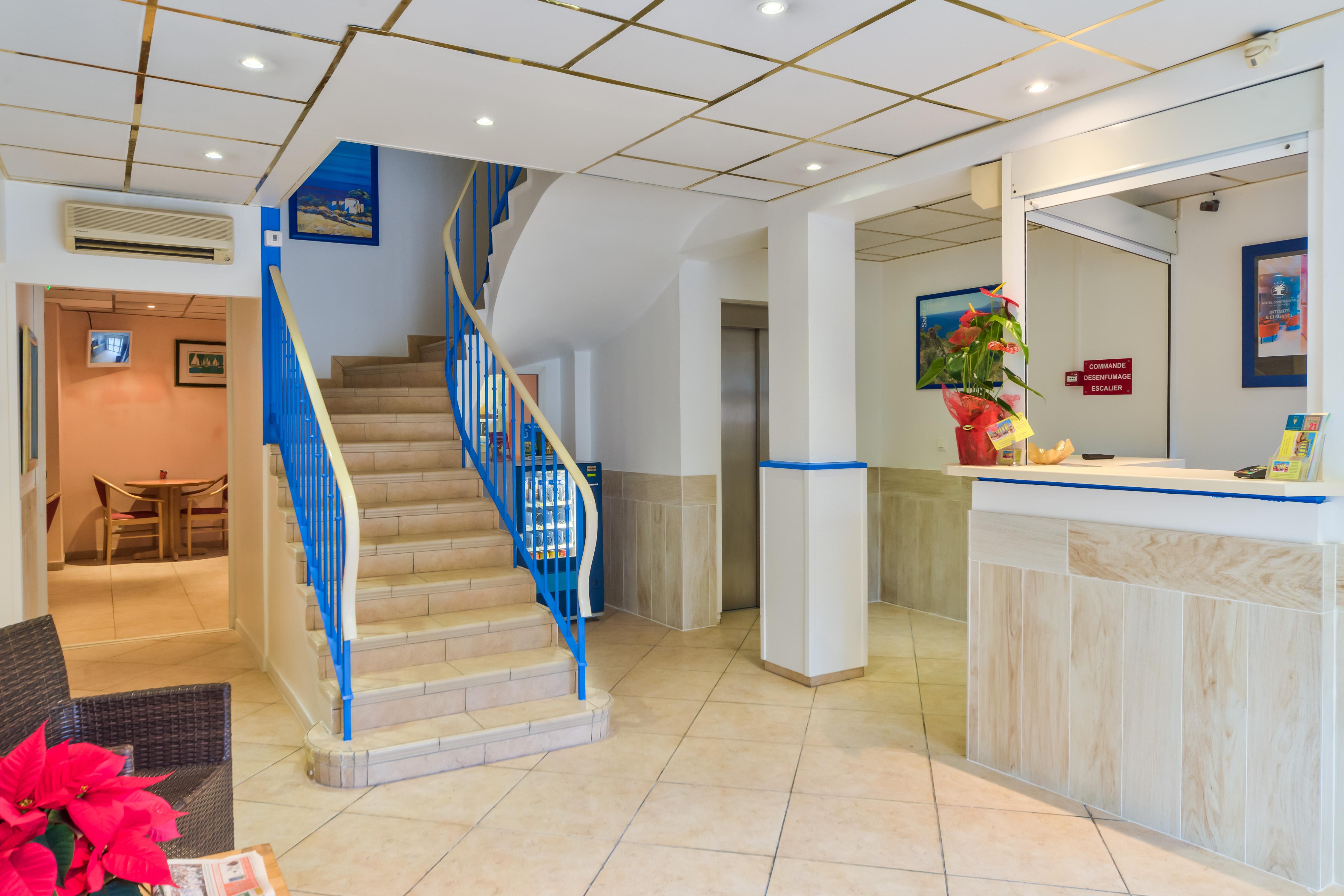 Hotel Provencal Saint-Raphaël Exteriör bild