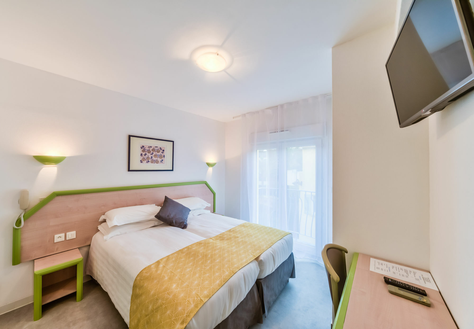 Hotel Provencal Saint-Raphaël Exteriör bild